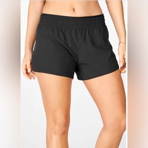 Fabletics Breathe Mid-Rise Run Short